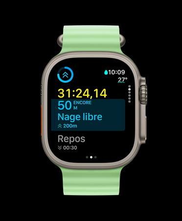 Apple Watch Ultra 3, naturel, bo?tier en titane, app Exercice, tuile d’entra?nement personnalisé, vue Suivant, bracelet Océan vert fluo