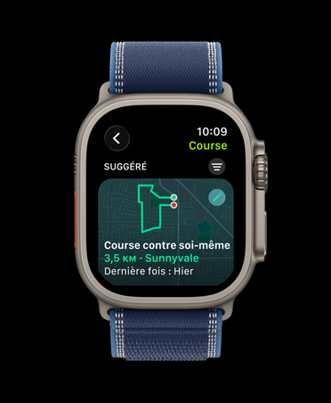 Apple Watch Ultra 3, naturel, bo?tier en titane, Course contre soi-même, séance de course à l’extérieur, bracelet, Sentier bleu/bleu vif