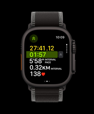  Apple Watch Ultra 3, ?erná barva, titanové pouzdro, bě?ecké cvi?ení, dal?í interval