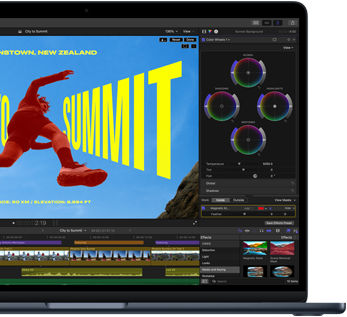 Da?ēji redzams MacBook Air ekrāns ar video apstrādi, lai demonstrētu M5 ?ipa iespējas