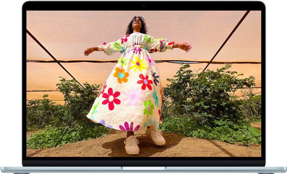 MacBook?Air showcasing colorful Liquid Retina display