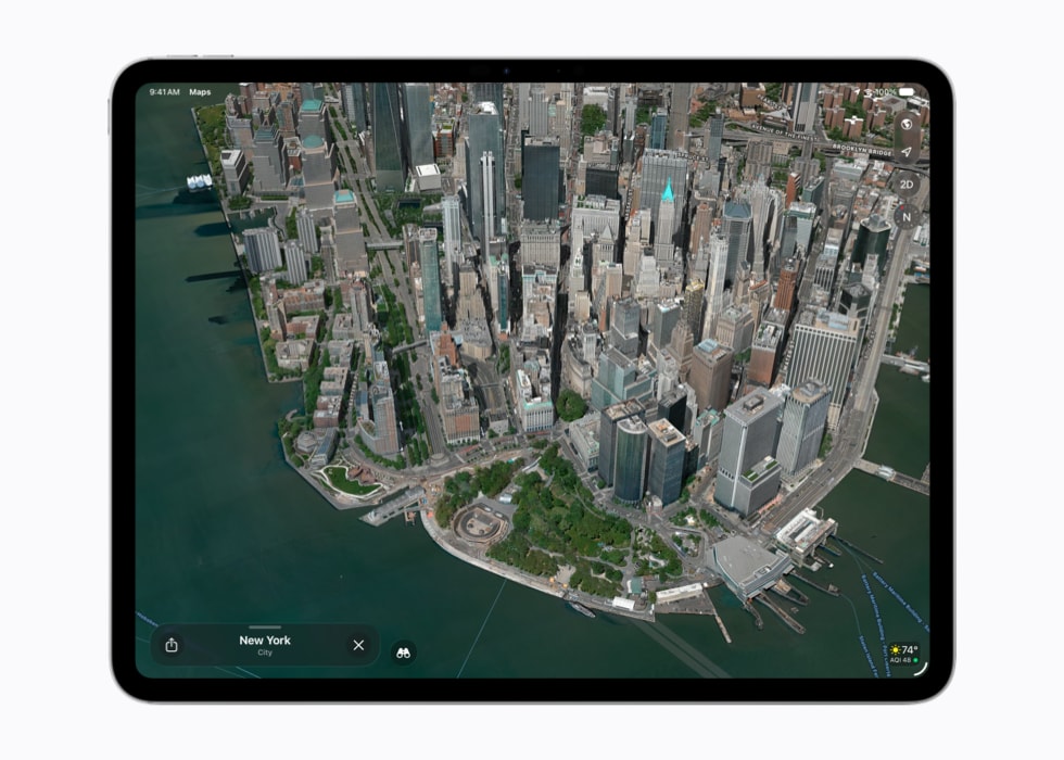 Pantalla de Mapas de Apple en un iPad Pro de 13 pulgadas que muestra una vista aérea de edificios.