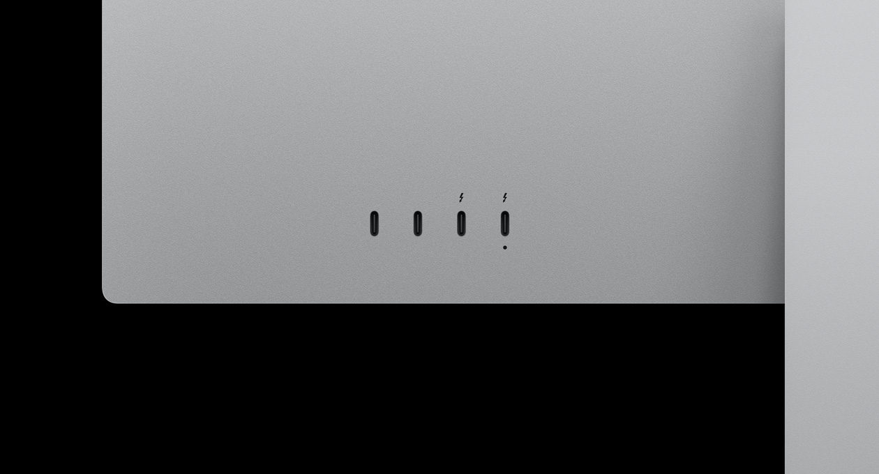 Gros plan de l’arrière du Studio Display XDR, mettant en évidence deux ports USB?C et deux ports Thunderbolt 5
